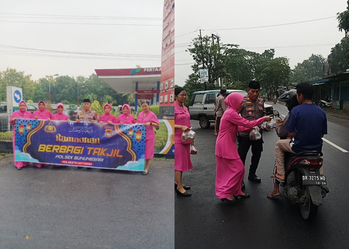 Bulan Ramadhan, Polsek Gunungsari Bagikan Takjil kepada Pengendara