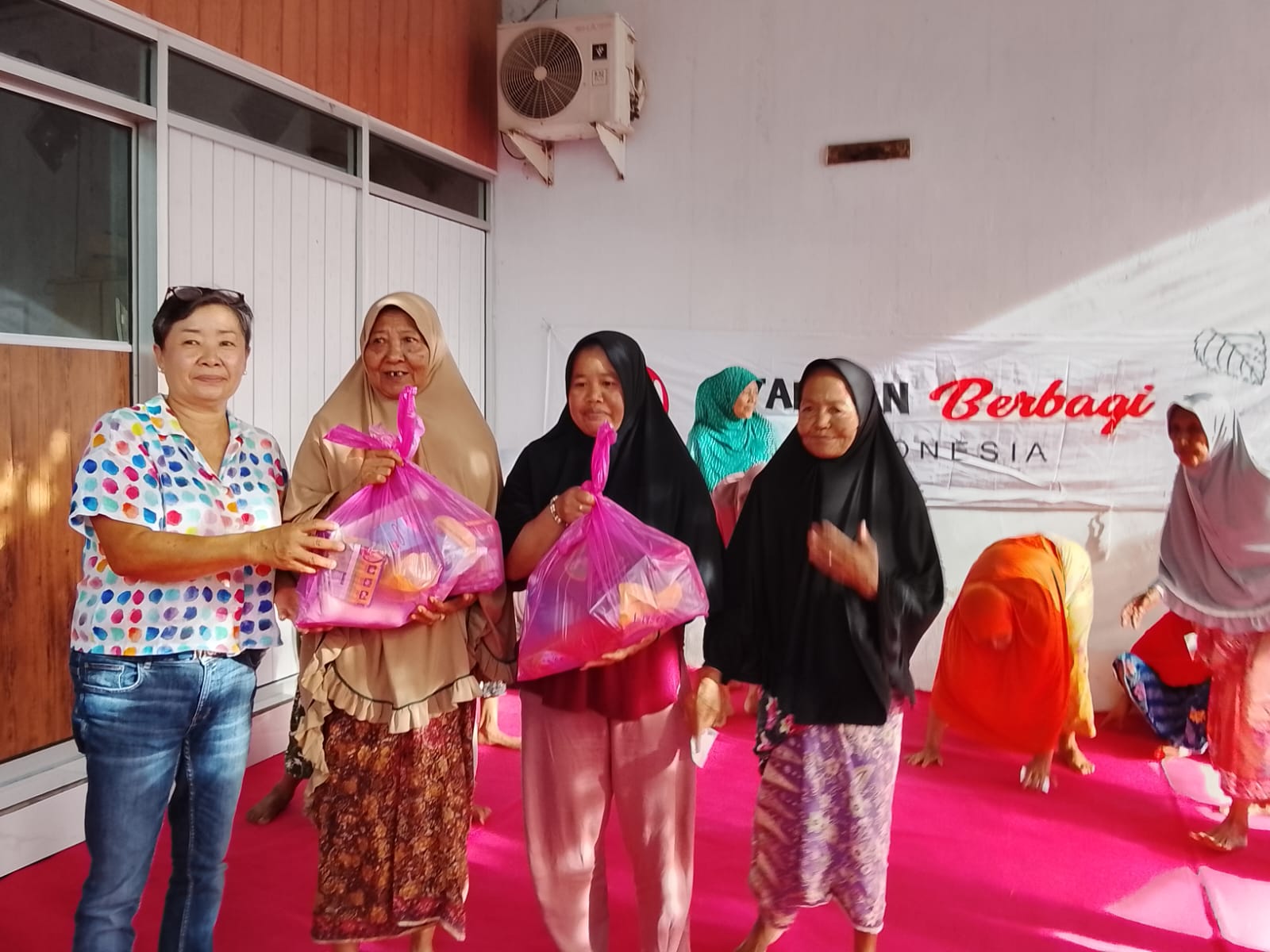 Akhir Ramadhan 1447H, Tangan Berbagi Salurkan 32 Paket Sembako ke Dhuafa
